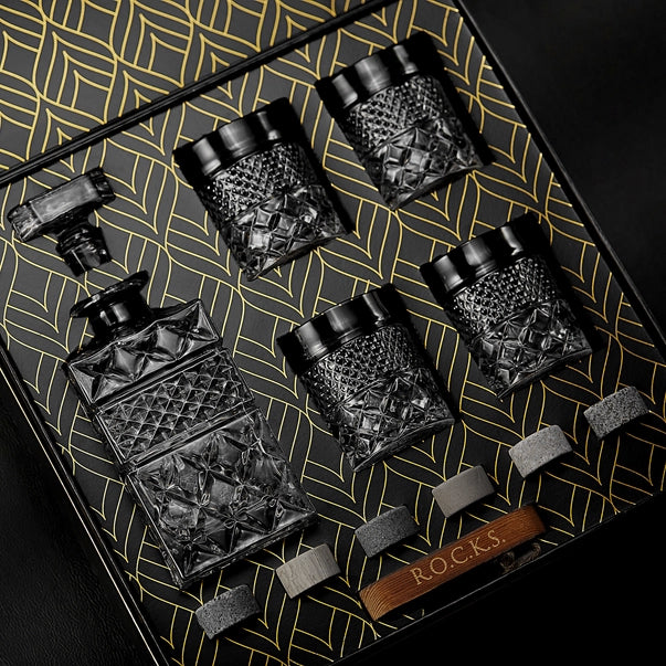 Luxury Whiskey Decanter Gift Set – Premium Crystal Design