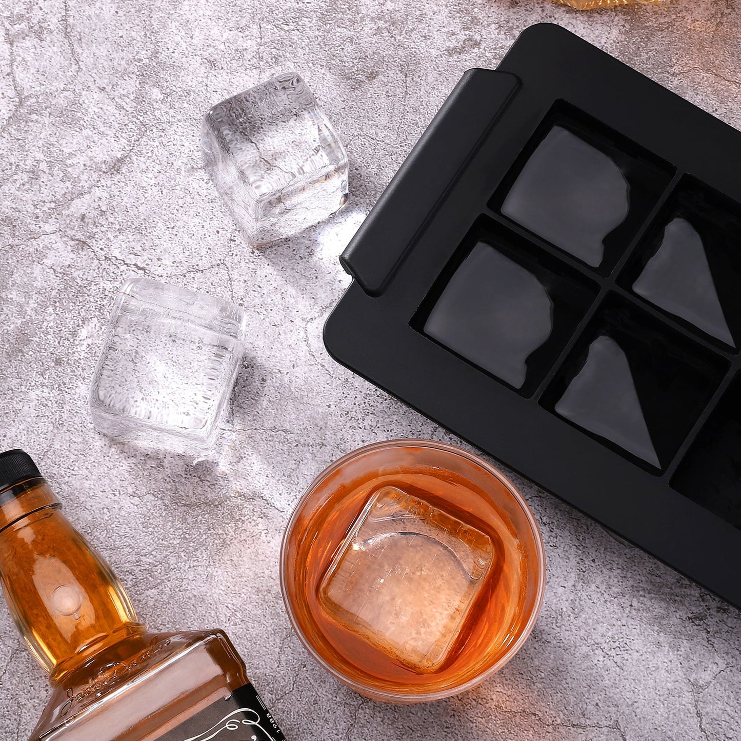 Clear Ice Cube Tray – 8 Large 2-Inch Cubes for Whiskey & Cocktails