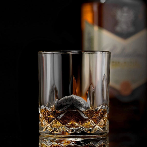 The Connoisseur's Set – Whiskey Glasses & Granite Stones